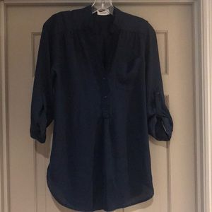 Navy top